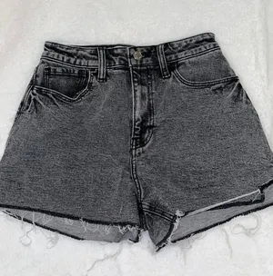 Hollister Curvy Ultra High Rise Shorts thumbnail 1