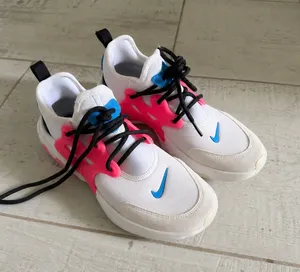 Nike Presto Sneakers React thumbnail 1