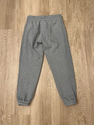 aritzia sweatpants thumbnail 3