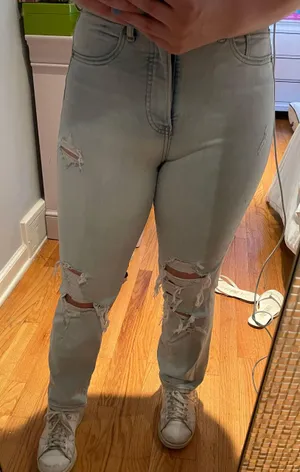 Express Super High Waisted Ripped 90s Bootcut Jeans thumbnail 4