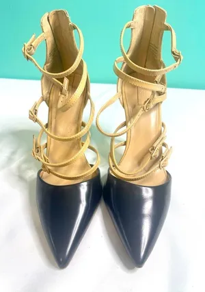 Aldo‎ black and beige strap heels size 8 thumbnail 1