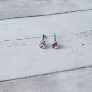 Round Pink Gem & Silver Tone Stud Earrings 1/8" Small - Fair Condition thumbnail 5
