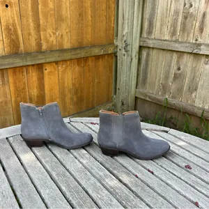 Lucky Brand Byslea Heeled‎ Chelsea Bootie 6.5 thumbnail 2