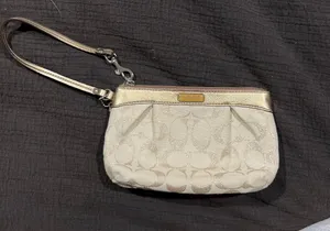 Coach Wristlet thumbnail 1