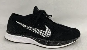 Nike Flyknit Racer 'Black White" Knit mesh low sneaker shoe 526628 020 SZ 5.5 thumbnail 1