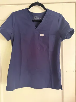 FIGS Scrub Top thumbnail 1