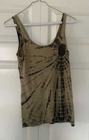 Tie-Dye Scoop Neck Tank Top - Olive/Black thumbnail 1