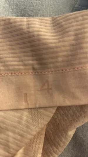 Lululemon thumbnail 8