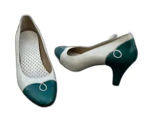 Vintage Perry Ellis Green White Leather Heels Size 7 Pointed Toe Retro Western thumbnail 1