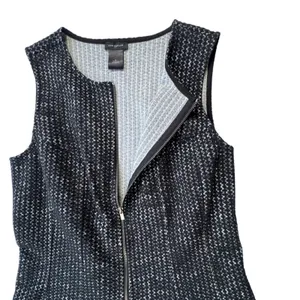 Ann Taylor Zigzag Textured Knit Front Zip Dress Womens 6 Fit & Flare Black White thumbnail 3