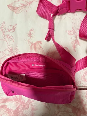 Lululemon Fanny Crossbody Pack thumbnail 2