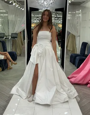 White Sherri Hill Homecoming Dress/Prom Dress thumbnail 1
