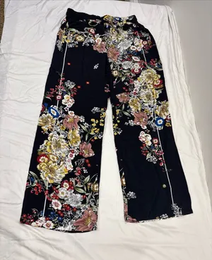 Elie Tahari Black Floral Wide Leg Pants Drawstring Adjustable Waist Size Small thumbnail 1