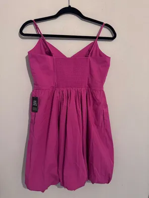 NWT Express Fuchsia Bubble Hem Mini Dress Spaghetti Strap V-Neck Size S thumbnail 3