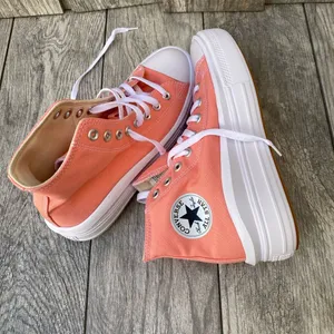Converse Chuck Taylor All Star Platform Sneakers Women's Size 8.5 Flamingo thumbnail 1