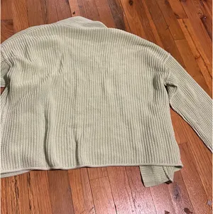 American Eagle Sweater thumbnail 3