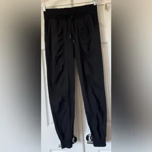 Lululemon Dance Studio Mid-Rise Jogger black size 6 W5ENMS thumbnail 3