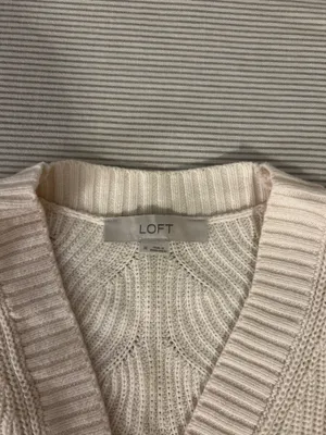 Crème Loft Cardigan thumbnail 3