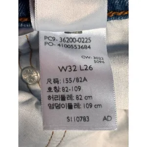 Levi’s 501 Original Fit Jeans 32 Inch Waist L26 Medium Wash Straight Leg Classic thumbnail 12