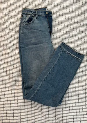 Abercrombie Curve Love 90s Straight Jeans thumbnail 2