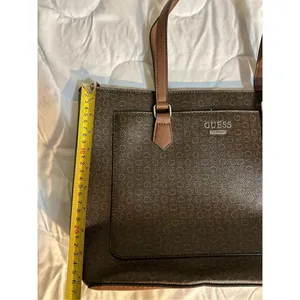Guess Los Angeles brown tote Large thumbnail 13