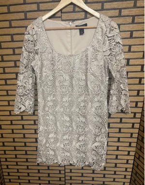 White House Black Market Tan Lace‎ Dress Size 6 thumbnail 1