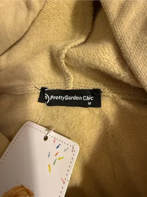 Pretty garden chic Cream Hooded Pullover Sweatshirt thumbnail 4