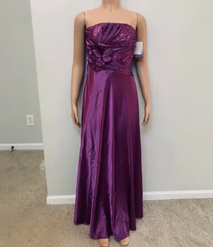 Jessica McClintock strapless evening dress thumbnail 4