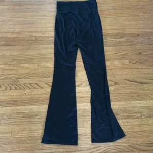 Lioness Flared Leggings thumbnail 3