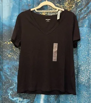 Old Navy black v-neck short sleeve T-shirt Size Medium (NWT) thumbnail 1