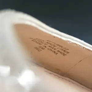 Marc Fisher Women's Beige Shoes/Sneakers/4.5" Heel Sz6M SKU 3149 thumbnail 5