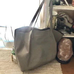 Cuyana leather Tote Bag thumbnail 2