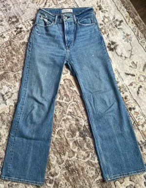 Abercrombie 90s Relaxed Jeans thumbnail 1