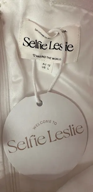 Selfie Leslie Magnolia Off-Shoulder Mini Dress thumbnail 3