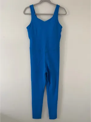 NWT-Rae Mode Ribbed Fitted V-Neck Jumpsuit 7/8 Length Sonic Blue size Large thumbnail 2
