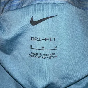 Nike Women's‎ One Dri-FIT Mid-Rise 3" Brief-Lined Shorts Med thumbnail 8