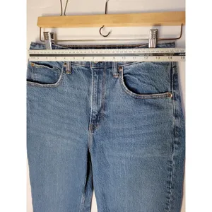 Abercrombie & Fitch The 90s Relaxed High Rise Distressed Straight Denim 28 thumbnail 4