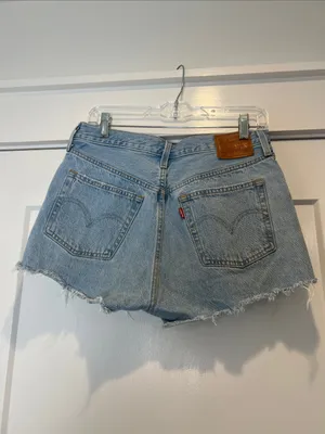Levi's Light Blue 501 Distressed Denim Cutoff Shorts size 28. thumbnail 4