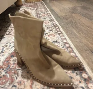 Steve Madden boots thumbnail 1