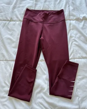 Nike Leggings Womens Size Small Purple Yoga‎ Activewear Running Gym Pocket thumbnail 1