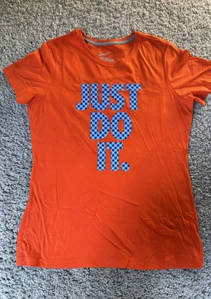 Nike Women's XL Orange Just Do It Plaid Logo Short Sleeve Graphic Tee thumbnail 1