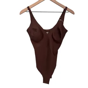 NWT Skims Body Plunge Bodysuit Cocoa XL BD-THG-3326 ( SOLD OUT) thumbnail 2