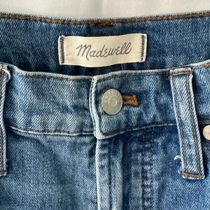 Madewell Women’s Jeans Size 27 Blue The Perfect Vintage Jean Light Wash Raw Hem thumbnail 3