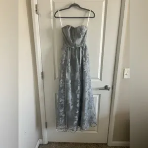 Embroidered Oleg Cassini Long Strapless Silver Dress thumbnail 2