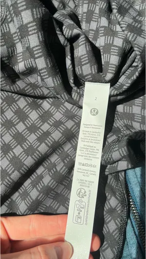 Brand new lululemon align jacquard pants size 25” thumbnail 9