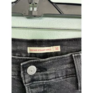 Levi's Jeans Women Sz 32 Black Dark Ribcage Straight Ankle Button Fly Pants thumbnail 4