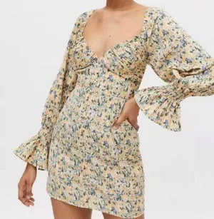 floral mini dress fluted sleeve bodycon bustier dress thumbnail 1