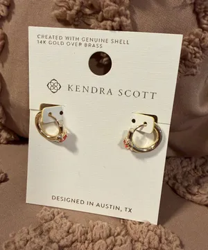 Kendra Scott Earrings thumbnail 1