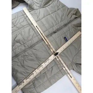 Patagonia Women's Light Gust Jacket Seabird Grey Medium NWT ($250 Retail) thumbnail 6