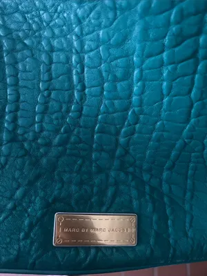 Marc Jacobs Emerald Green Textured Leather Crossbody Bag thumbnail 5